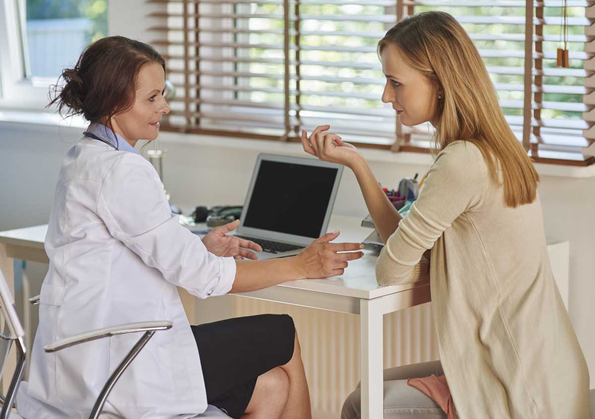 Consultation process between a patient and a doctor.